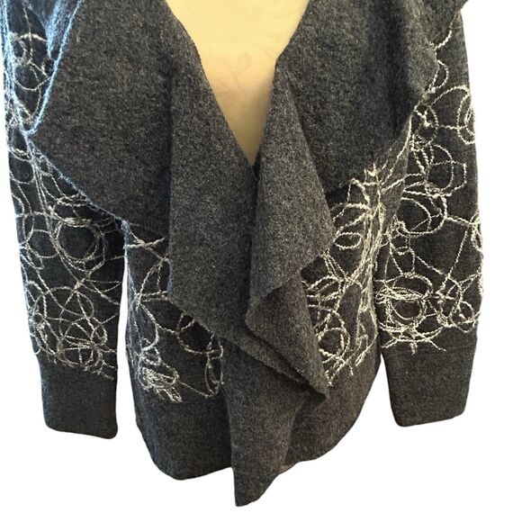 WILLI SMITH Women Cardigan Sweater Gray Boiled Wool Embroidered Flounce Collar L - Picture 3 of 13